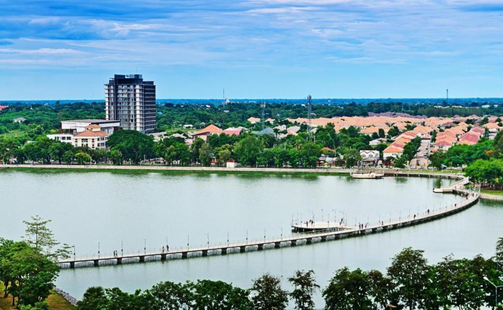 B2 Khon Kaen Boutique & Budget Hotel Экстерьер фото